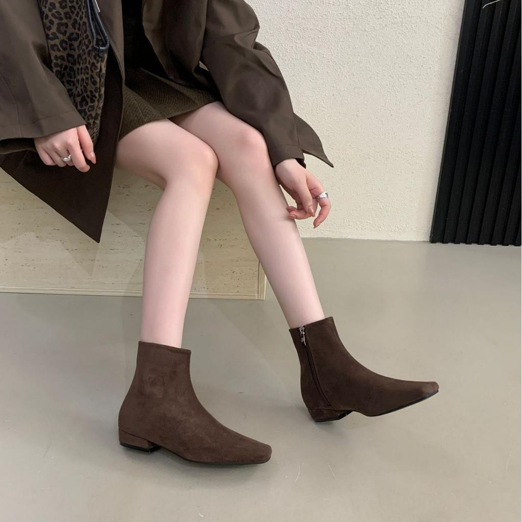 French Suede Square Ankle Boots Women's 2025 Autumn and Winter New Fashionable Thin Boots, Temperament Commuter Boots