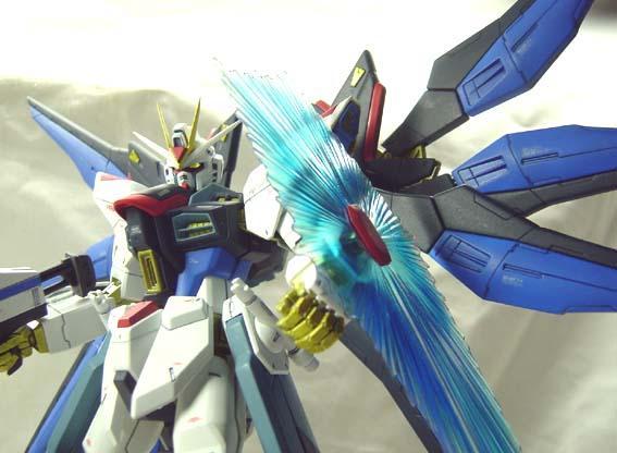 

[USED] MG Strike Freedom Gundam fully painted finished product