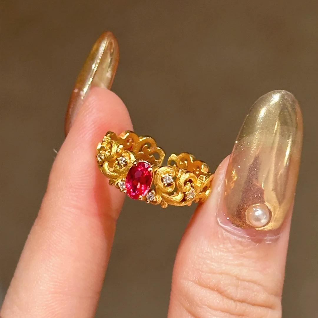 

French Vintage Hollow Carved Brushed Red Corundum Ring Fashion Versatile Diamond Red Rose Eden Ring Women opening is adjustable
