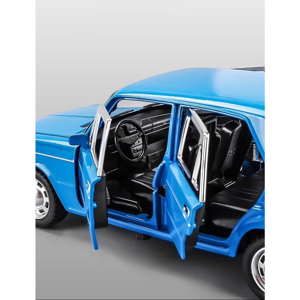 1/24 Russischer LADA 2106 Legierungsmodellauto Spielzeug Diecasts Metallguss Pull Back Musik Licht Auto Spielzeug für Kinder Fahrzeug