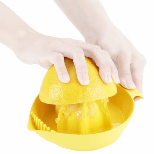 Kai KAI Grapefruit Juicer Broad Beans Squeezing Firmly with Light Force Made In Japan DH2623 Grapefruit Juicer