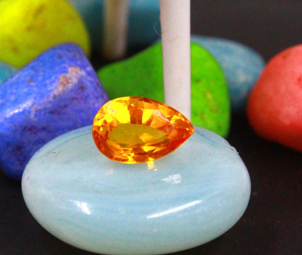 4.00 Carat Christmas Day Certified Pear Shape Orange Sapphire Sri Lanka Gemstone SN193