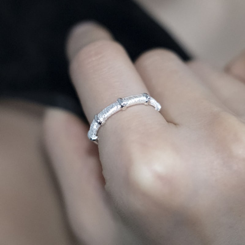 ANOTHER CELL SKEIN RING