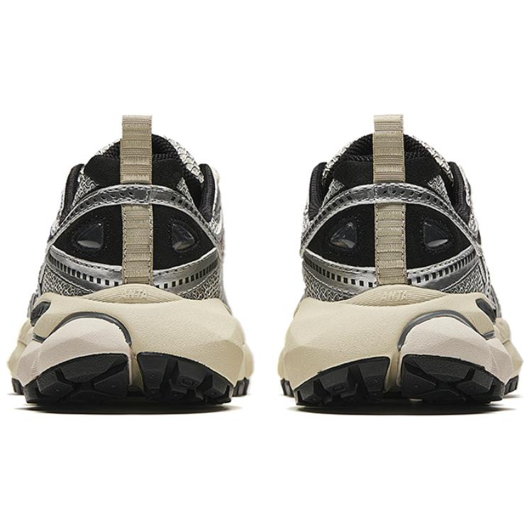 New Anta Champion Series Cushioned Slip Resistant Low Top Casual Shoes Women's Silver Black 122438808A-1