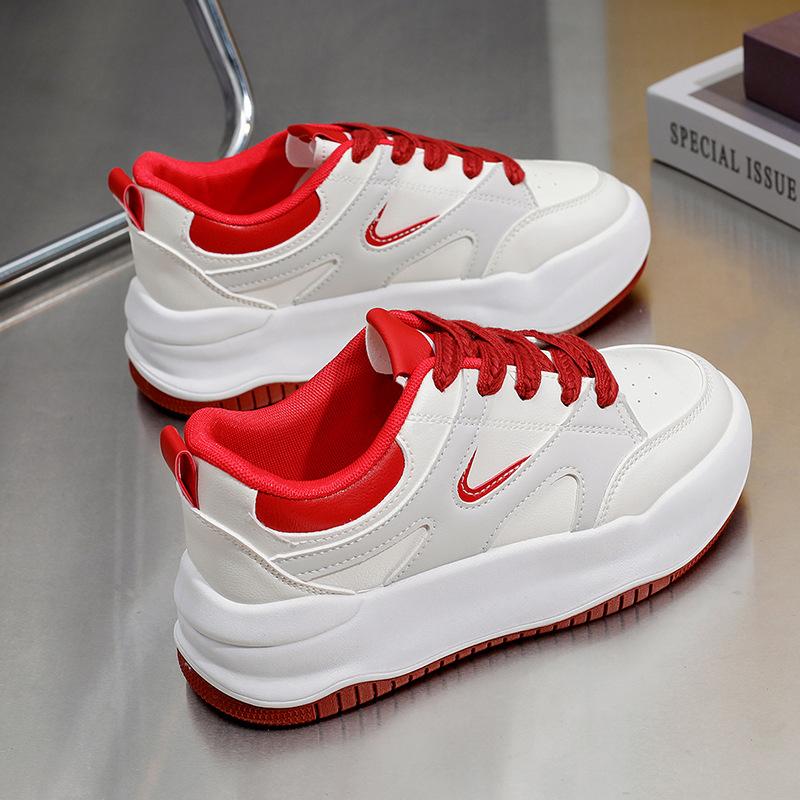 Frühling Neue Dicken sohlen Kleine Weiße Schuhe Weibliche Koreanische Version Farblich Passenden Runde Zehe Student Skate Schuhe Straße Schießen Laufschuhe