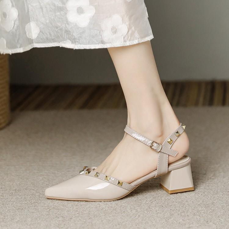 High Heels Women's Summer 2025 New French Bag Head Rivets Shallow Thick Heel Pointed Head Versatile Fashion Sandals Women