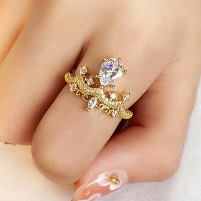 Huitan Fashion Luxury Gold Color Rings for Women Inlaid White Cubic Zirconia Temperament Engagement Proposal Ring 2022 Zircon
