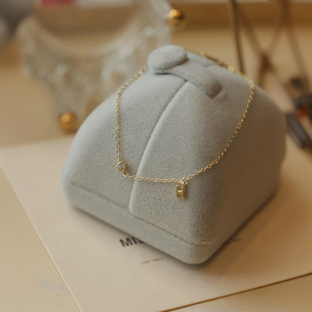 

Мини-браслет из стерлингового серебра S925 с буквой H и бриллиантами, простой универсальный женский браслет для нишевого темперамента высокого качества 925