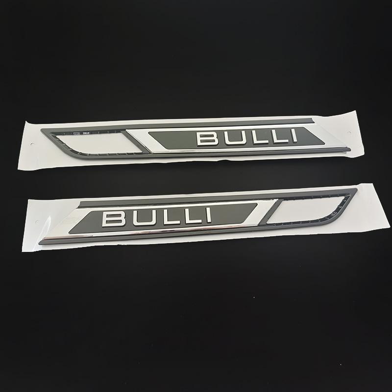 

1 Pair New ABS BULLI Silver Glossy Black Fender Door Emblem for Multivan Car Styling Accessories silver black