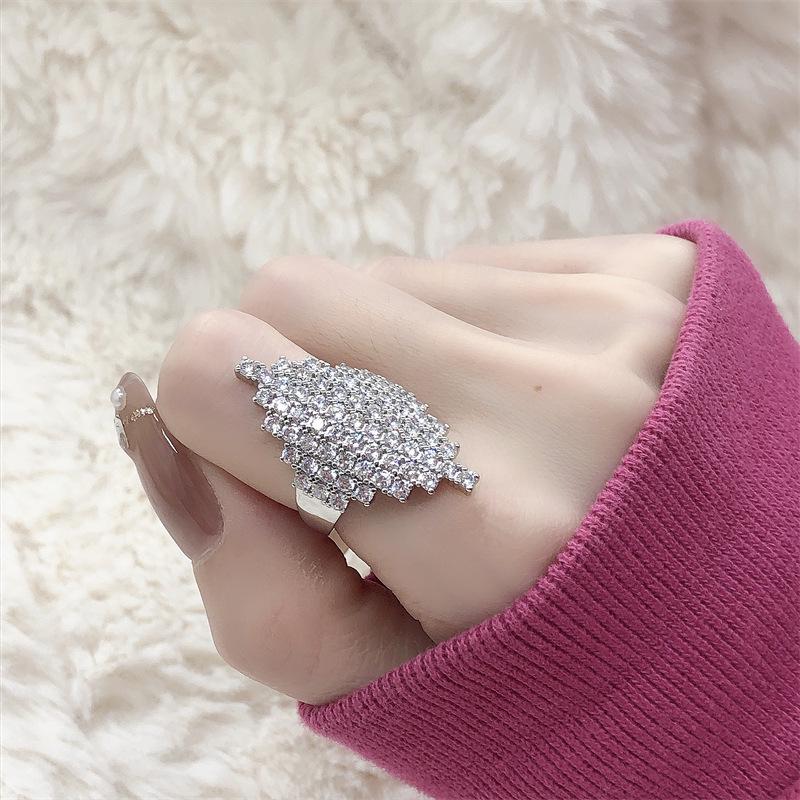 Lux Diamond Rhombus Ring: Trendy Open-Ended Women s Fashion Statement Adjustable Open-ended белого золота