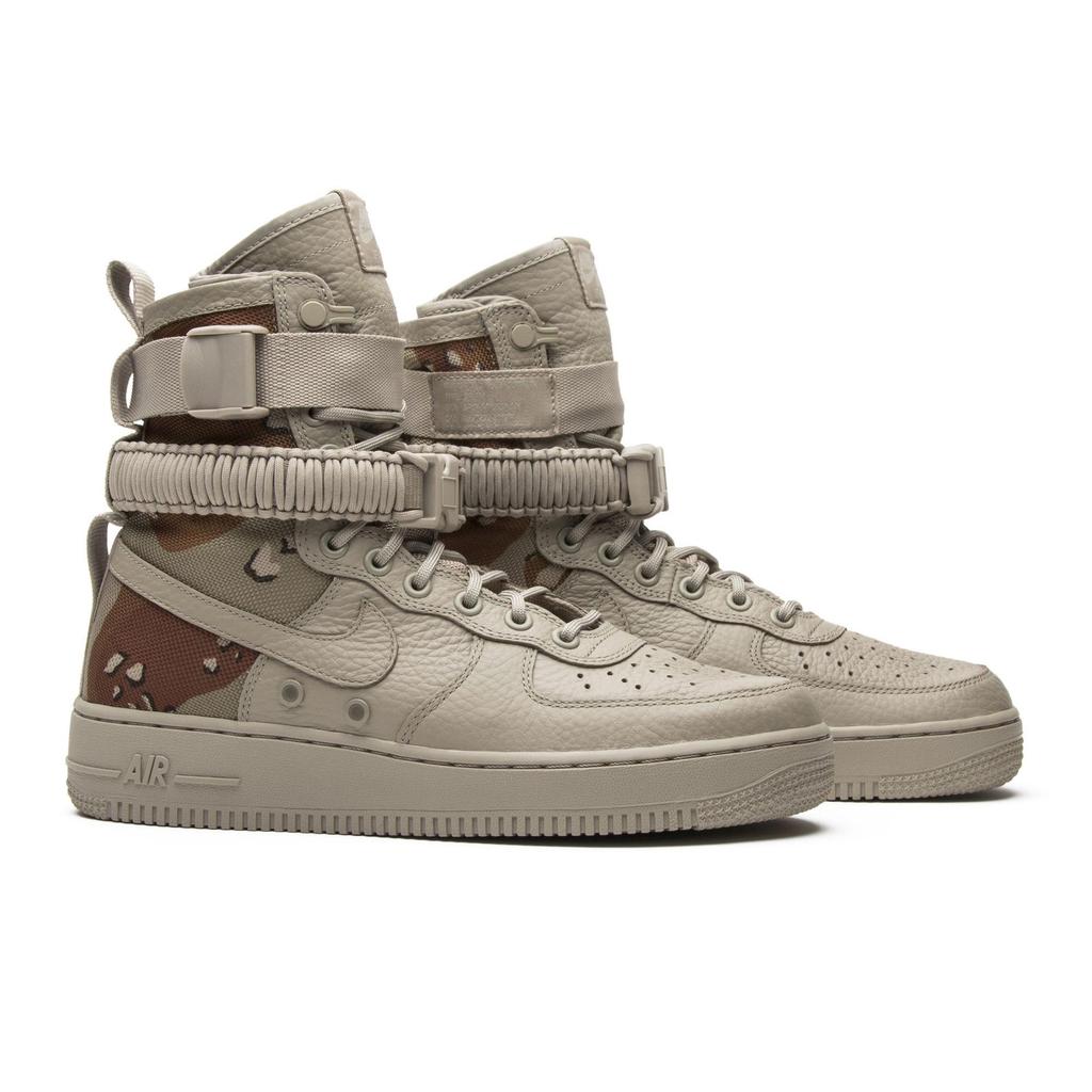 Nike SF Air Force 1 'Desert Camo' (Unisex) Chino / Chino-Classic Stone-LT British Tan Skate Shoes 864024 202