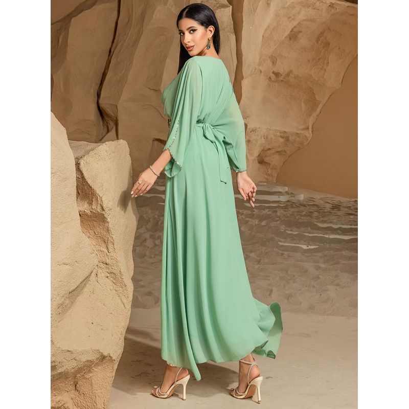New Arrival Middle East Dubai Sexy V-neck Hand-Stitched Diamond Swing Dress Hand Sewn Diamond Dress
