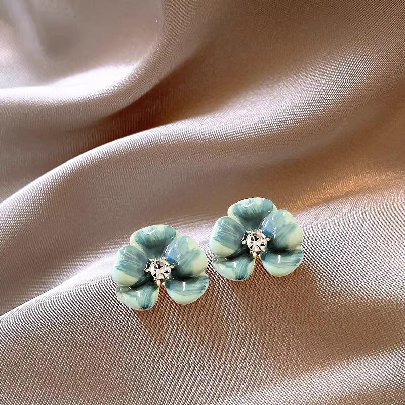 Silver needle drip glaze smudge flower unique temperament stud earrings women's exquisite niche earrings high-end light luxury earrings