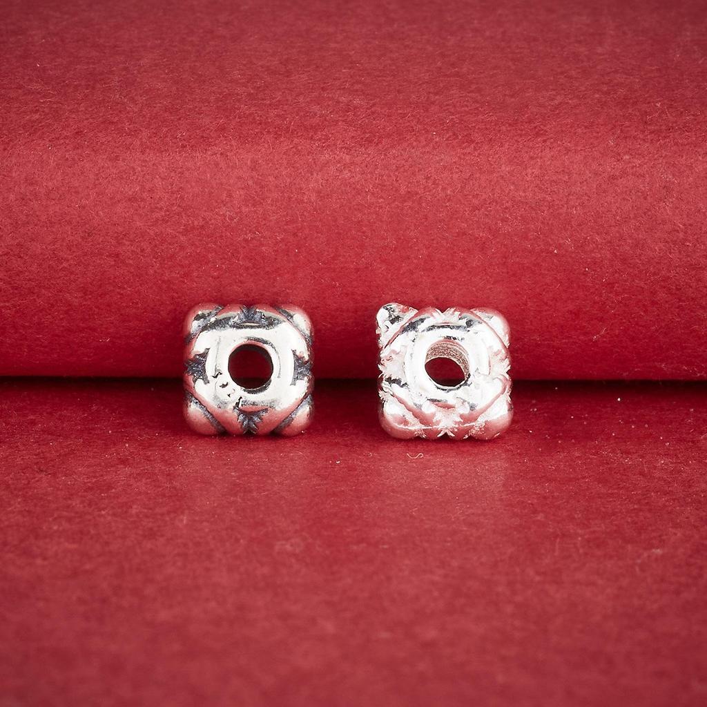 S925 Sterling Silver Dragonfly Eye Square Spacer Beads for DIY Bracelets and Necklaces.