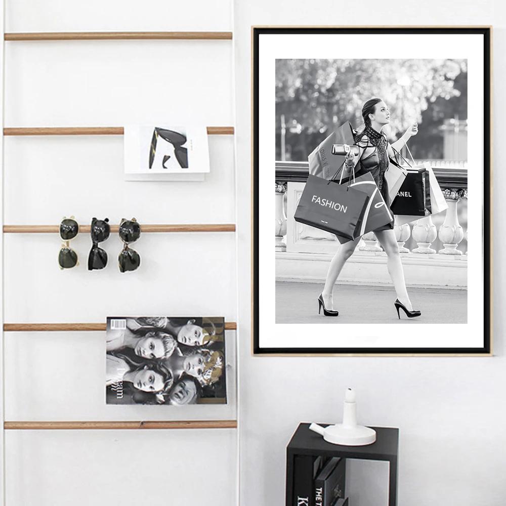 Black and White Blair Waldorf Photo Poster Gossip Girl Female Actress Print Fashion Wall Art Canvas Painting Pictures Home Decor