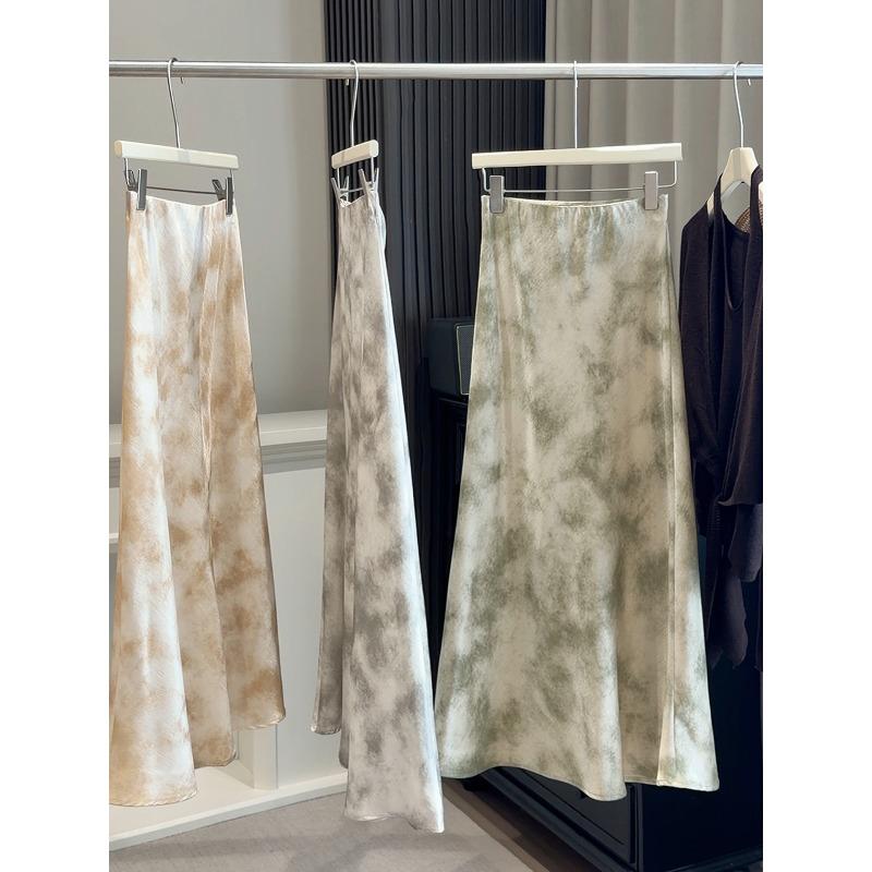 New Chinese Style Ice Silk Tie-dye Acetic Acid Satin Skirt Women's Spring New Tall and Thin Hip-wrapped Fishtail Skirt