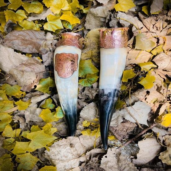 Zestaw 2 Rogów do Picia Wikingów Autentyczny Wikingowski Prezent Ślubny Prezent dla Drużbów i Druhen