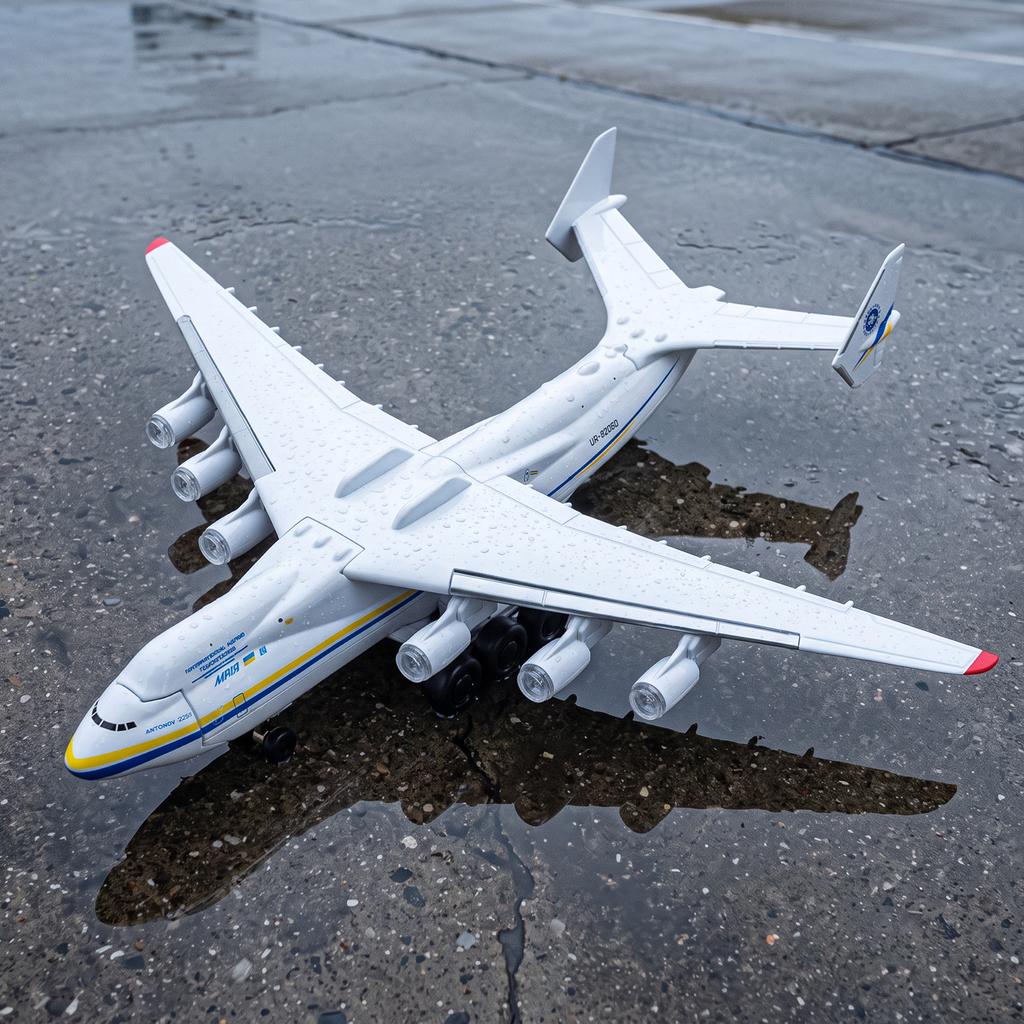 1:300 Alloy Metal Diecast Model Airplane Compatible With Antonov An-225 Mriya Strategic Cargo Transport Aircraft Decorative Gift