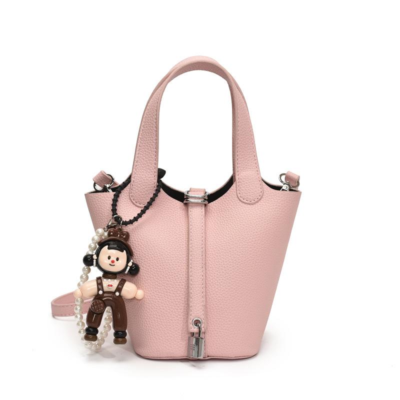 New Fashion Handbag Women's Versatile Shoulder Bag Large Capacity Messenger Bag
