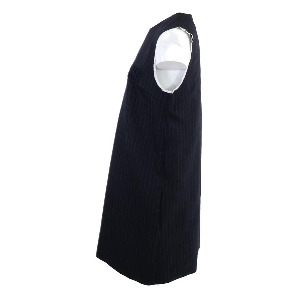 MIUMIU Excellent condition, authentic Japanese domestic model, 24AW MF5491, pinstripe cut-off sleeveless layered top dress 40 Dark navyUsed