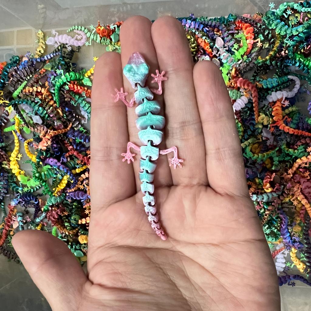 10PCS 3D printed gecko PLA material, bright colors, suitable for Christmas, Easter, Valentine's Day and other holiday decorations and decorations