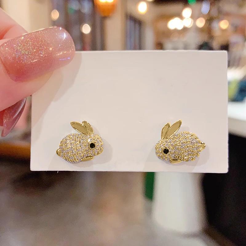 CAOSHI Cute Rabbit Shaped Stud Earring with Bright Cubic Zirconia Eternity Unique Pattern Design Elegant Women Party Accessories