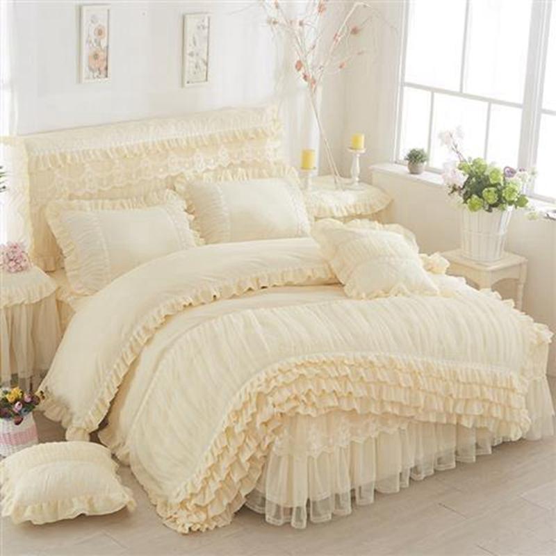 1pcs Lace Duvet Cover + 2 Pcs Pillowcases Fashion Design Soft Comfortable Quilt Cover King/Queen Size Luxury Bedding Sets