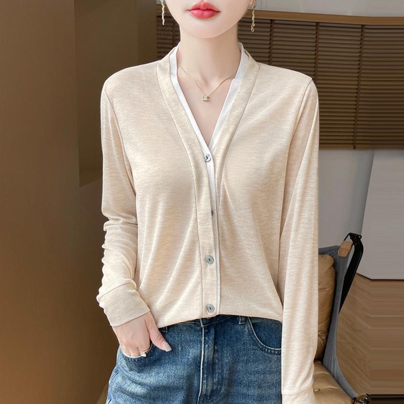 2025 Spring/Summer Colorblock V-Neck Fine-Knit Cardigan – Long Sleeve, Loose Fit, Versatile Two-Piece Top