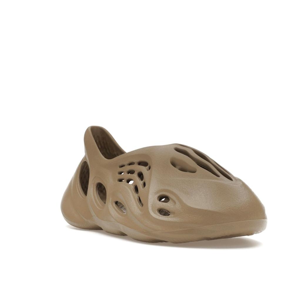 adidas Yeezy Foam Runner Stone Taupe Unisex Sneakers Tan ID4752
