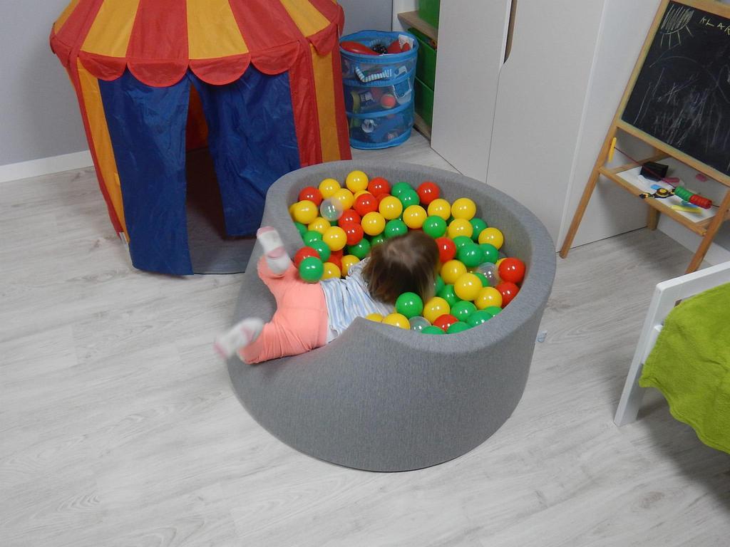 Dry pool 110x40cm gray with 500 balls: turquoise, gray, pearl