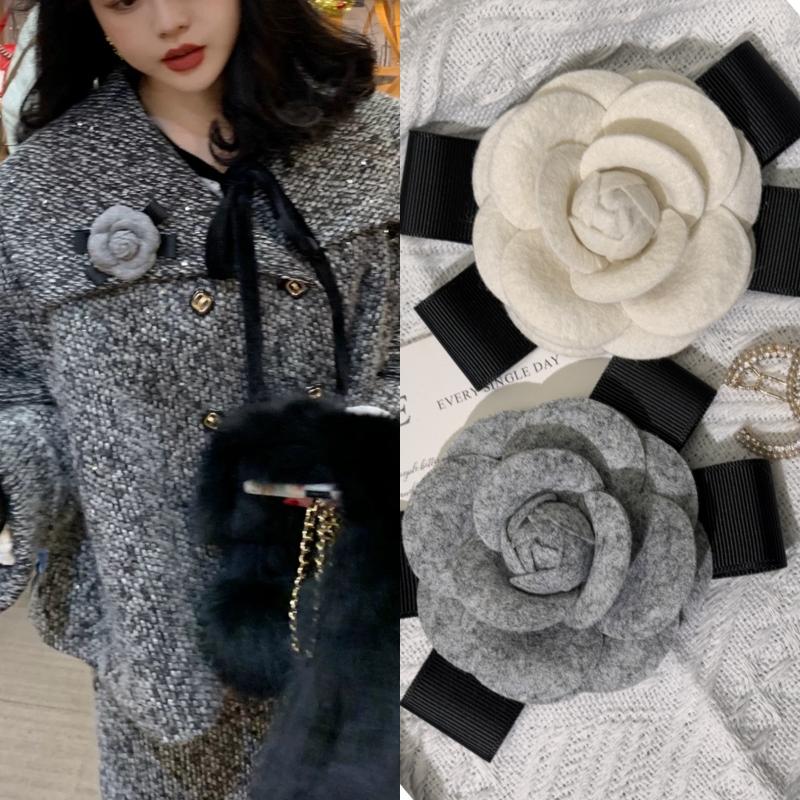 New Fabric Camellia Flower Brooch Bow Tie Ladies Shirt Collar Accessories Pins Vintage Wedding Party Brooches For Women