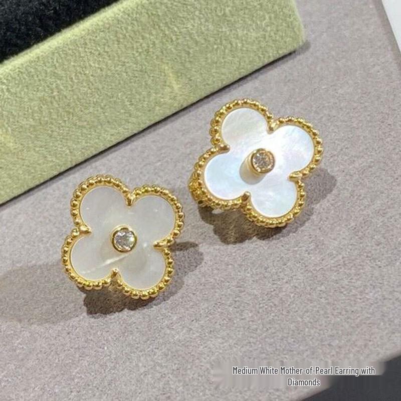 High-Version 18K Rose Gold Earrings: Four-Leaf Clover with White Mother-of-Pearl & Red Agate - Fashionable, Luxurious, INS Style.