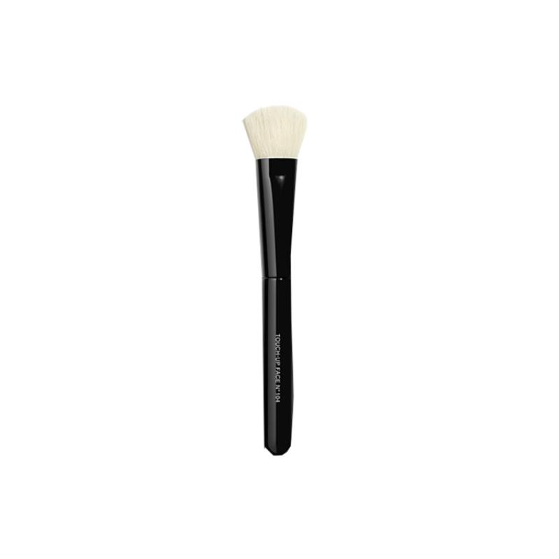 CHANEL Touch-Up Face Brush N°104 Cream And Powder Foundation Brush #N104