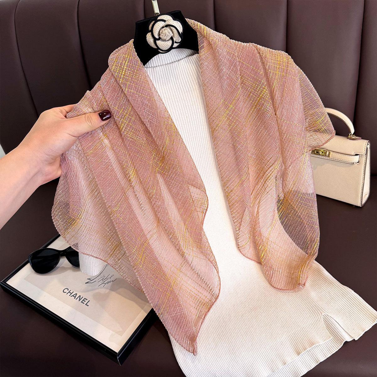 

Турецкий женский головной платок Золотой шелк Мода Простой Солнцезащитный шелковый шарф Шаль Многофункциональный шелковый шарф Женский 90*90 розовый