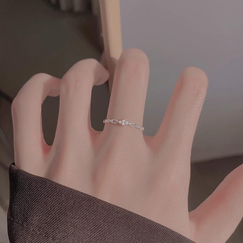 Simple Four Leaf Clover Ring Women Fashionable Minimalist Commute Cubic Zirconia Open Adjustable Band