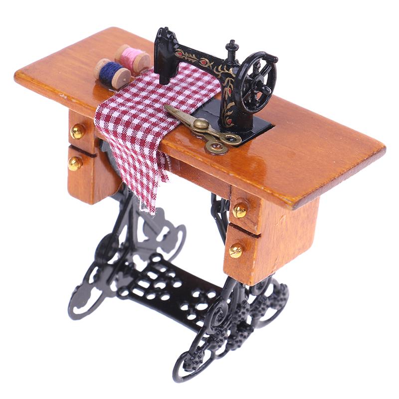 Miniaturní nábytek pro domeček pro panenky Mini šicí stroj Ubrus Dekor 1:12 Hračka