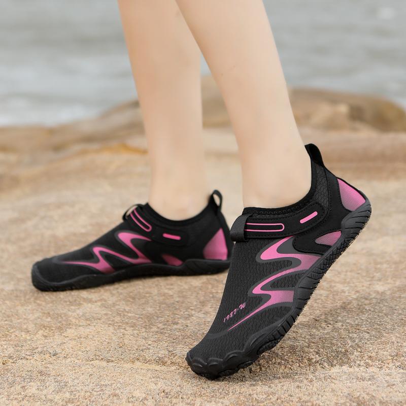 Spring new outdoor men's and women's beach creek shoes lightweight non-slip wading couple swimming amphibious beach shoes