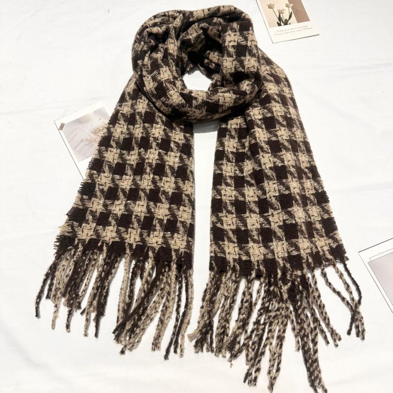 New Hoop Yarn Autumn and Winter Plaid Tassel Scarf Shawl Fashionable Senior Women Korean Style Thickened and Warm