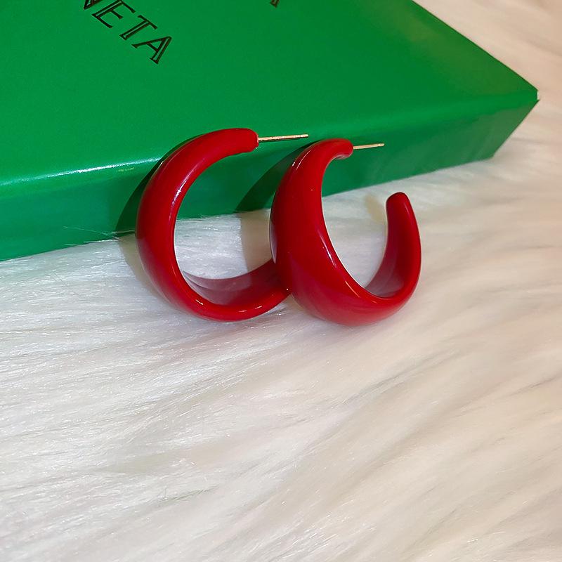 Silver Needle Red Geometric Stud Earrings - Korean Style Fashion Design for Women, High-End Exquisite Ear Jewelry