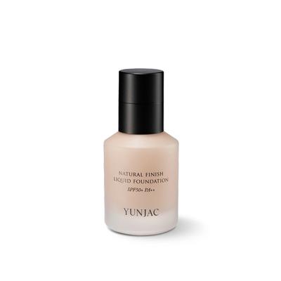 Tekutý make-up s přirozeným finišem 40 ml