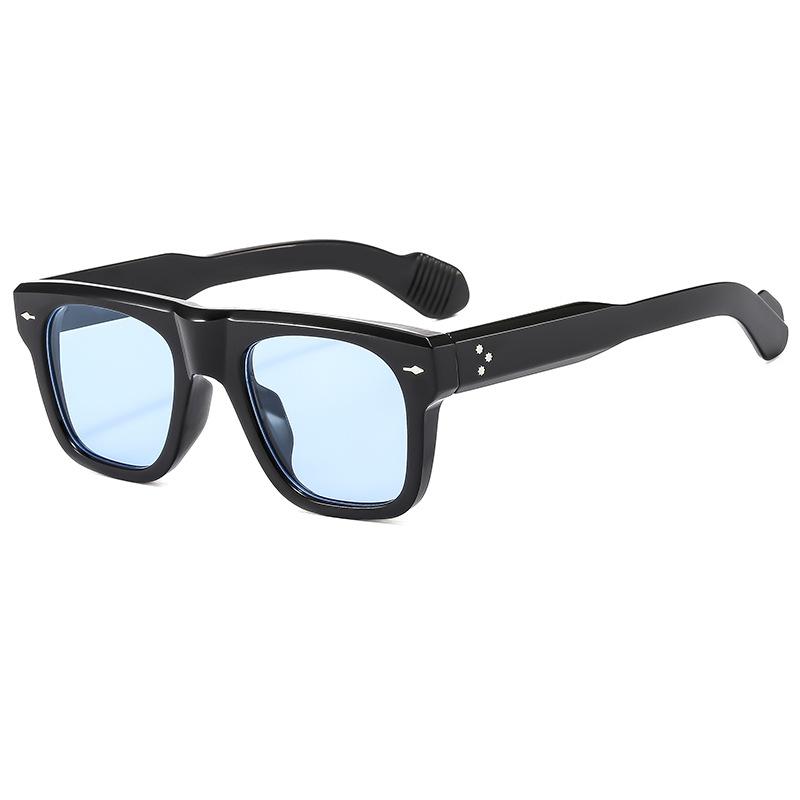  New Ins Popular Fashion Square Women Sunglasses Retro Clear Ocean Lens Shades UV400 Green Men Rivets Punk Sun Glasses