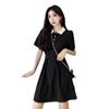 Sommer 2025 Hepburn-Stil Kleines Schwarzes Kleid mit POLO-Kragen und betonter Taille für Damen