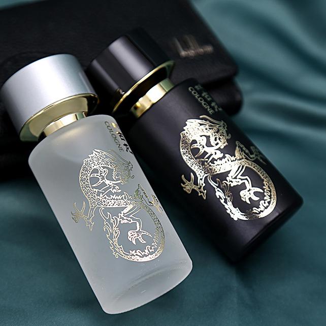 

Мужской одеколон PerfumeTemptations Charm Perfume 50 мл 50ml чёрный