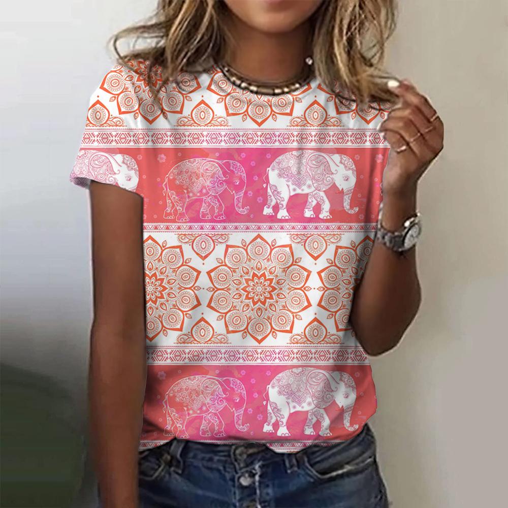 Female ethnic elephant 3D printed T-shirt, retro animal printed T-shirt, round neck casual summer T-shirt, loose short sleeved T-shirt