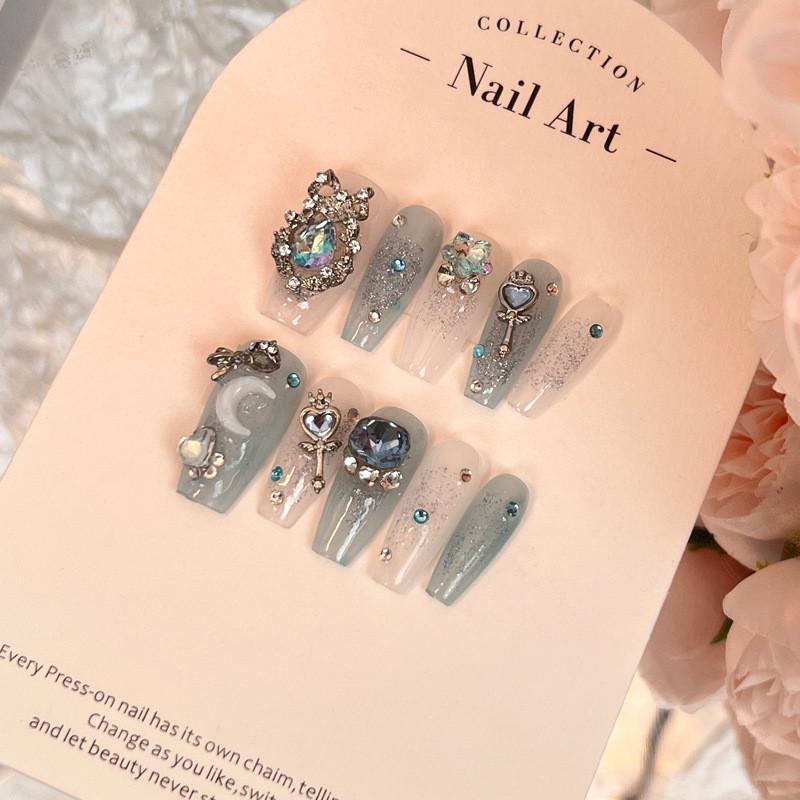 Pure Wear Handmade Nail Fashion Classic Pure Style Exquisite Blue Nail Art Style