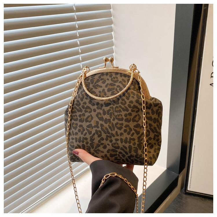 2025 New Retro Niche Design Handbag High-end Leopard Print Chain Single Shoulder Crossbody Gold Bag Female Tide