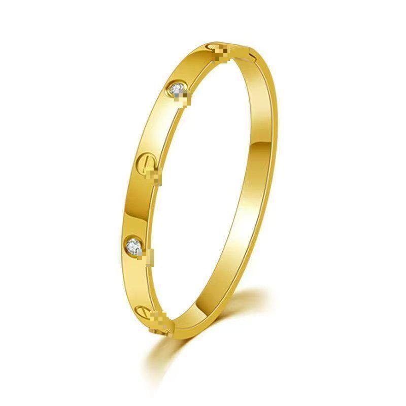 Brățară Elegantă pentru Femei cu Cataramă Lată, Aur Imitat, Suprafață Netedă, Modă de Lux Ușoară, Ideală pentru Cadou