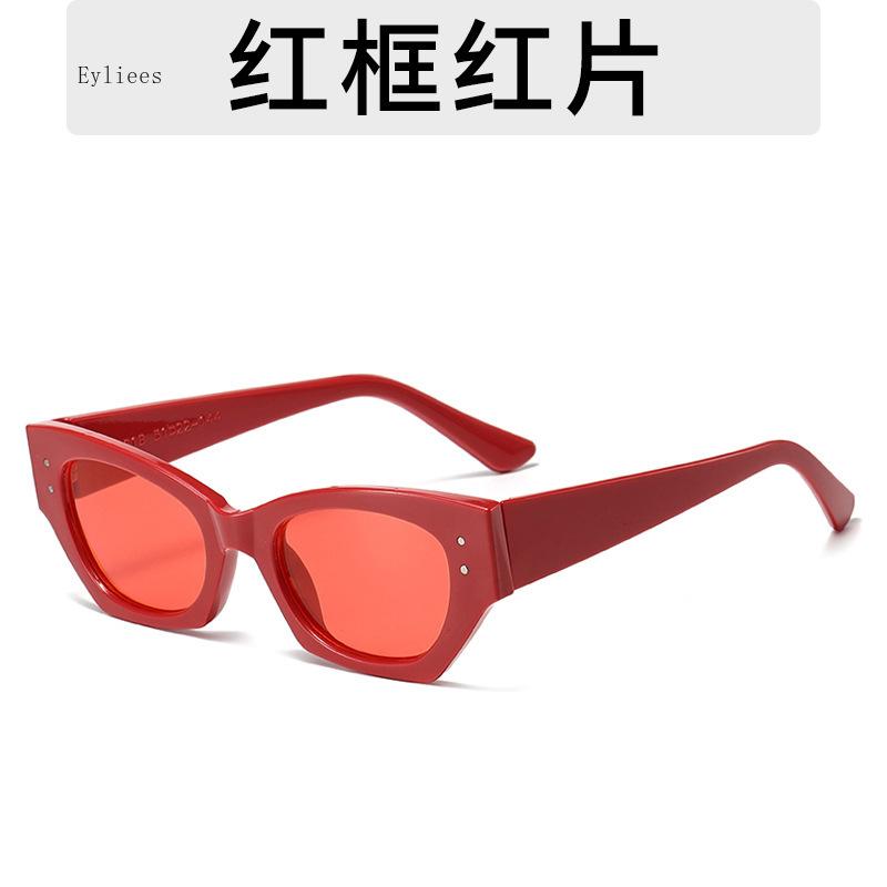 Vintage Small Rivet Cat Eye Sunglasses Women Fashion Brand Luxury Designer Polygon Cat-Eye Sun Glasses Uv400