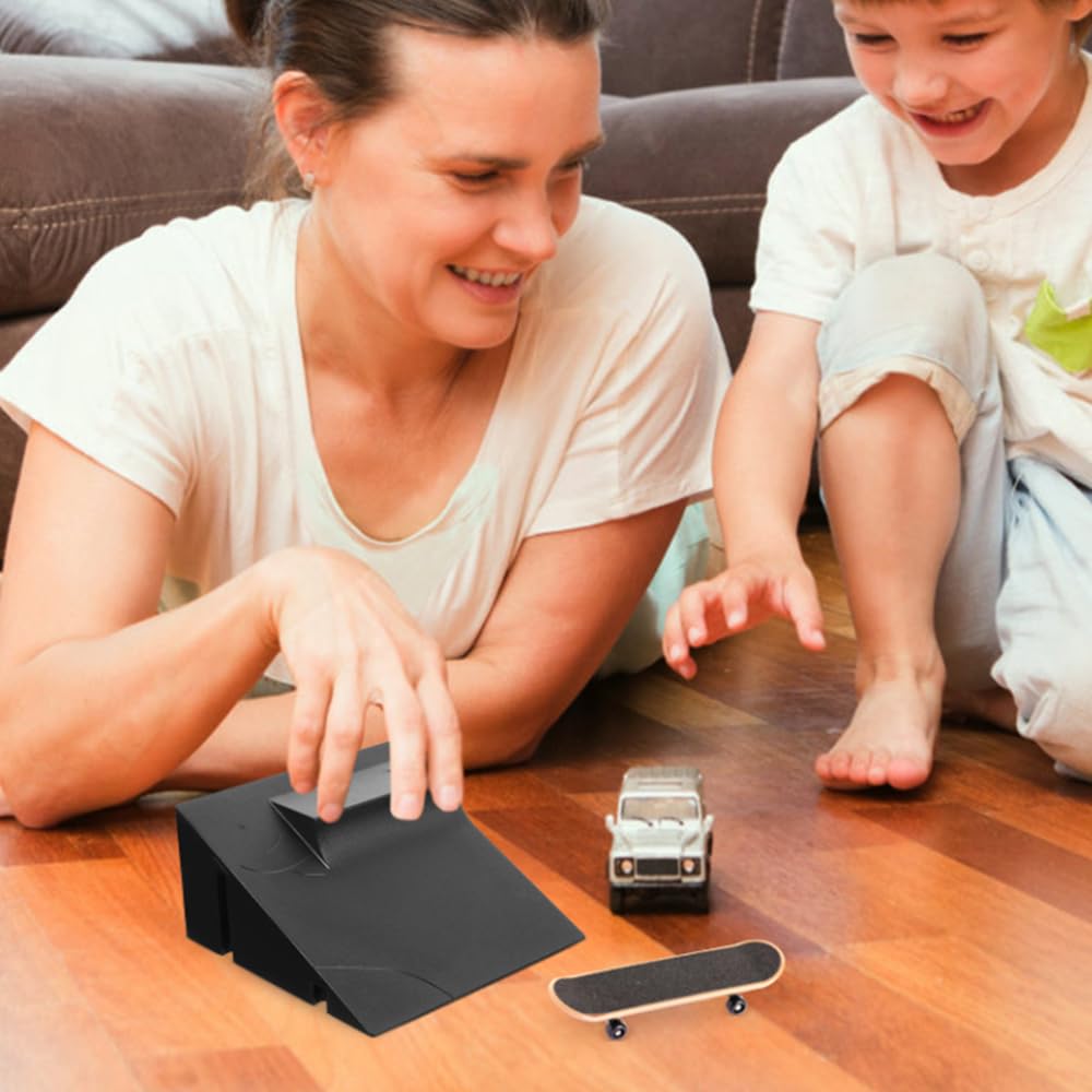 LIKENNY Finger Finger Skate Park Mini Finger Park Toy for Boys and Day Perfect for Skateboarding Image Training Skateboard, Kit, Kit, Girls,