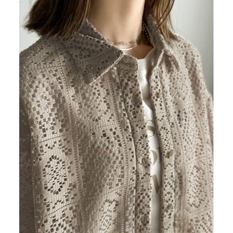 

Japanese and Korean Autumn New Arrival Fashion Hollowed-out Crochet Block Lace Lapel Shirt Beige Loose Short Sleeve Tops Outer Wear Khaki One size